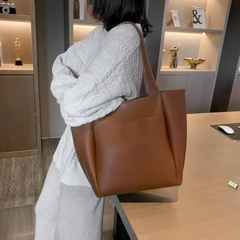 Large Capacity PU Leather Shoulder Bag for Teens and Young Ladies