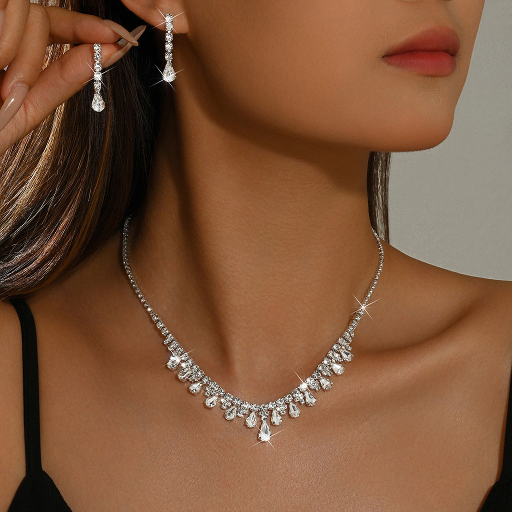Women 2 Pcs V Shaped Waterfall Teardrop Rhinestone Jewelry Set,Choker Necklace And Dangle Earrings,Elegant Bridal Costume Accessories For Wedding Banquet Party Occasion