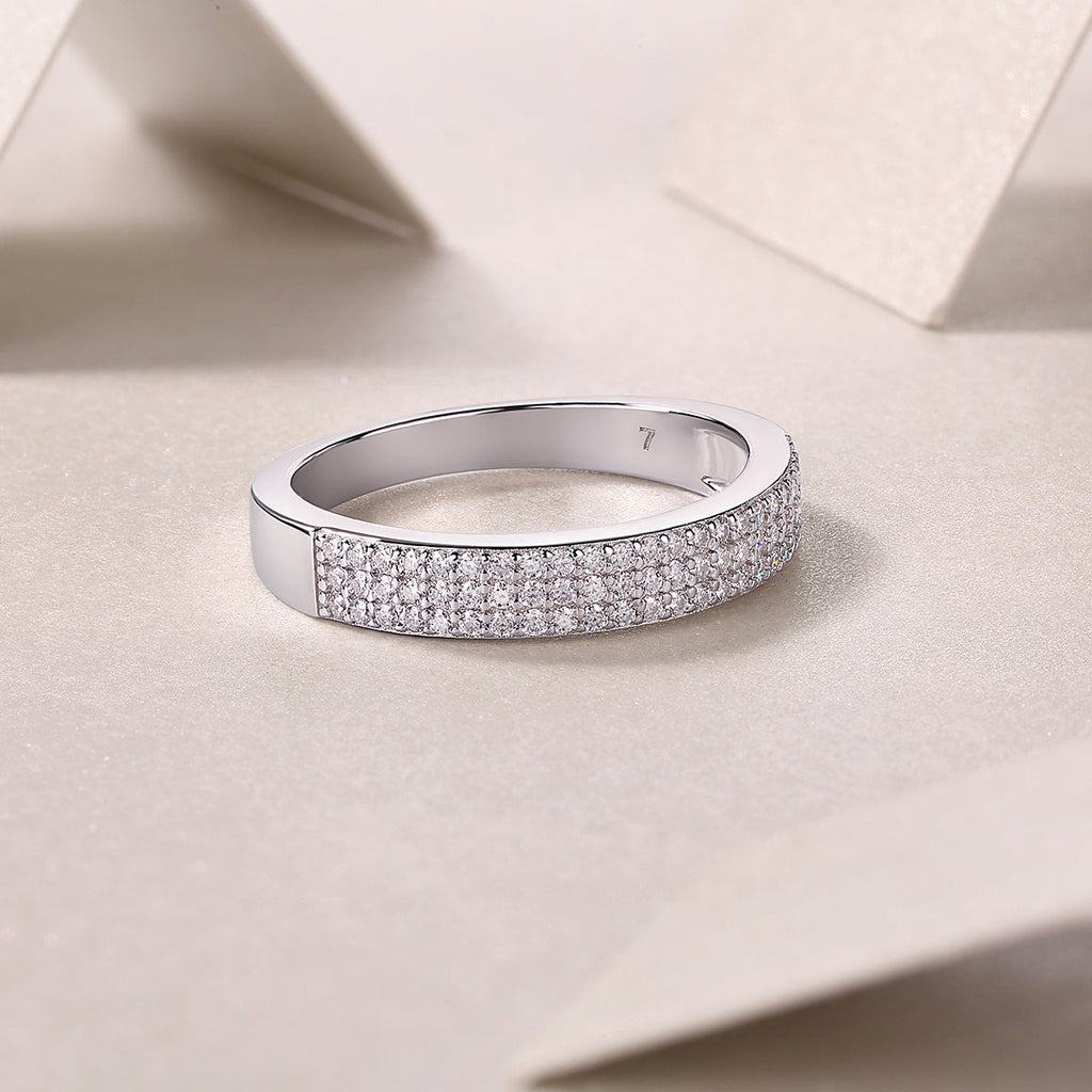 S925 Silver 2.4g Platinum Plated Moissanite Ring, 4.0mm 69pcs D VVS1 Micro Pave Band, GRA Certified US 5-9