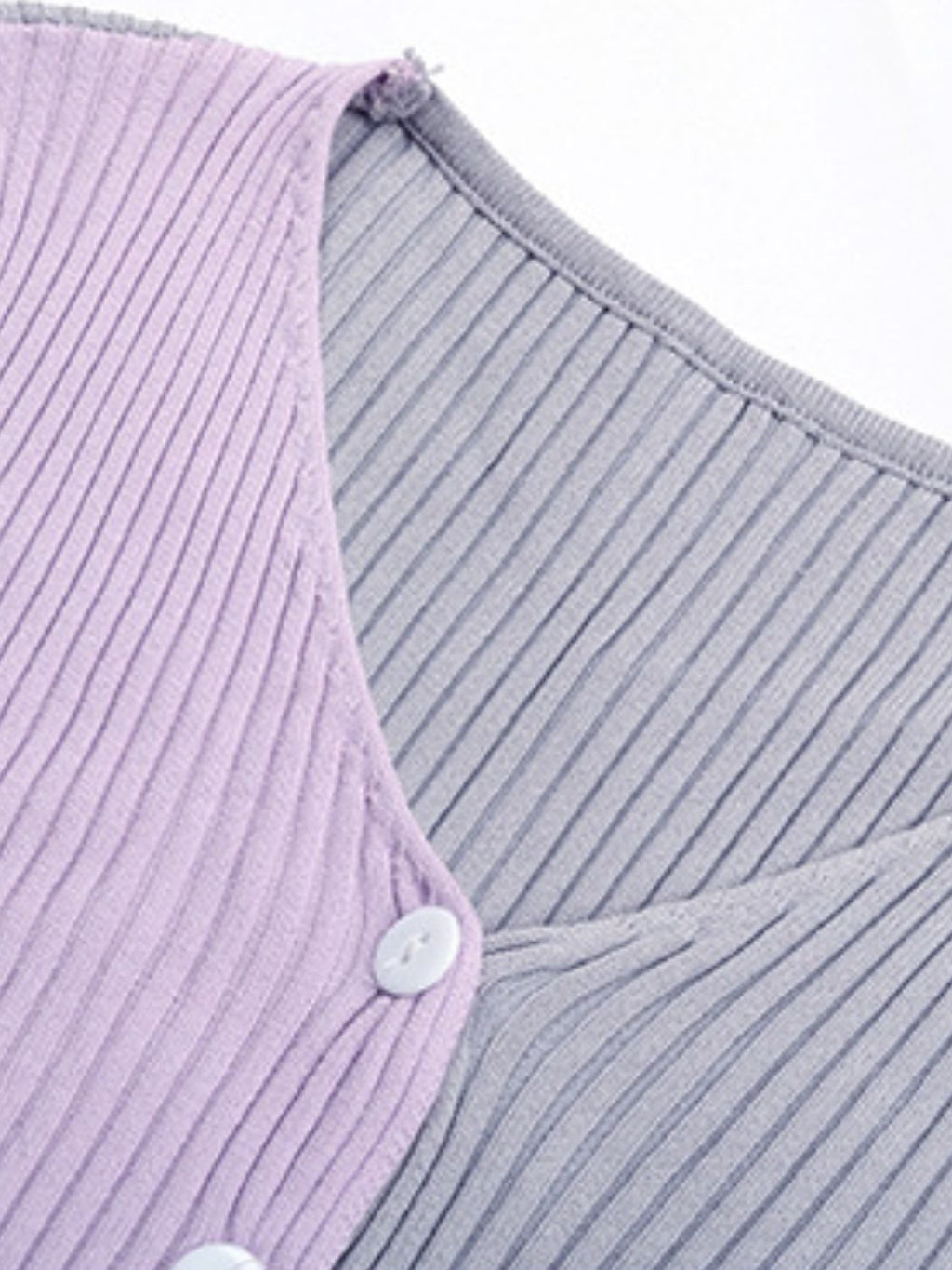Women's Two-Tone Ribbed Button-Up Crop Cardigan - Image 7