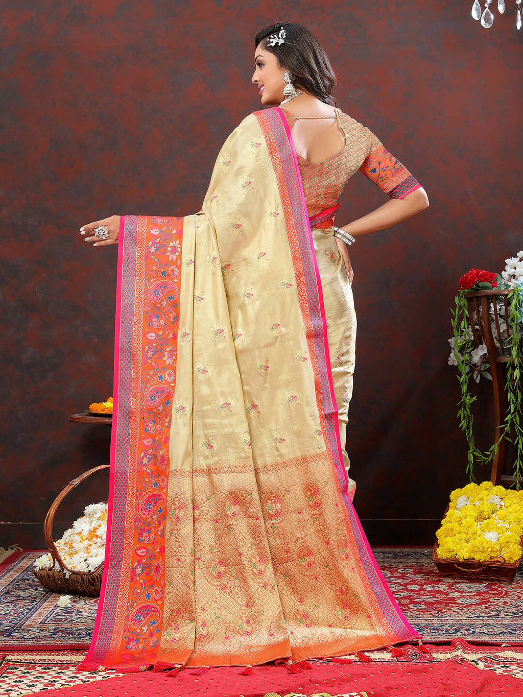 Cream Kanjivaram Silk Saree with Traditional Zari Woven Design
