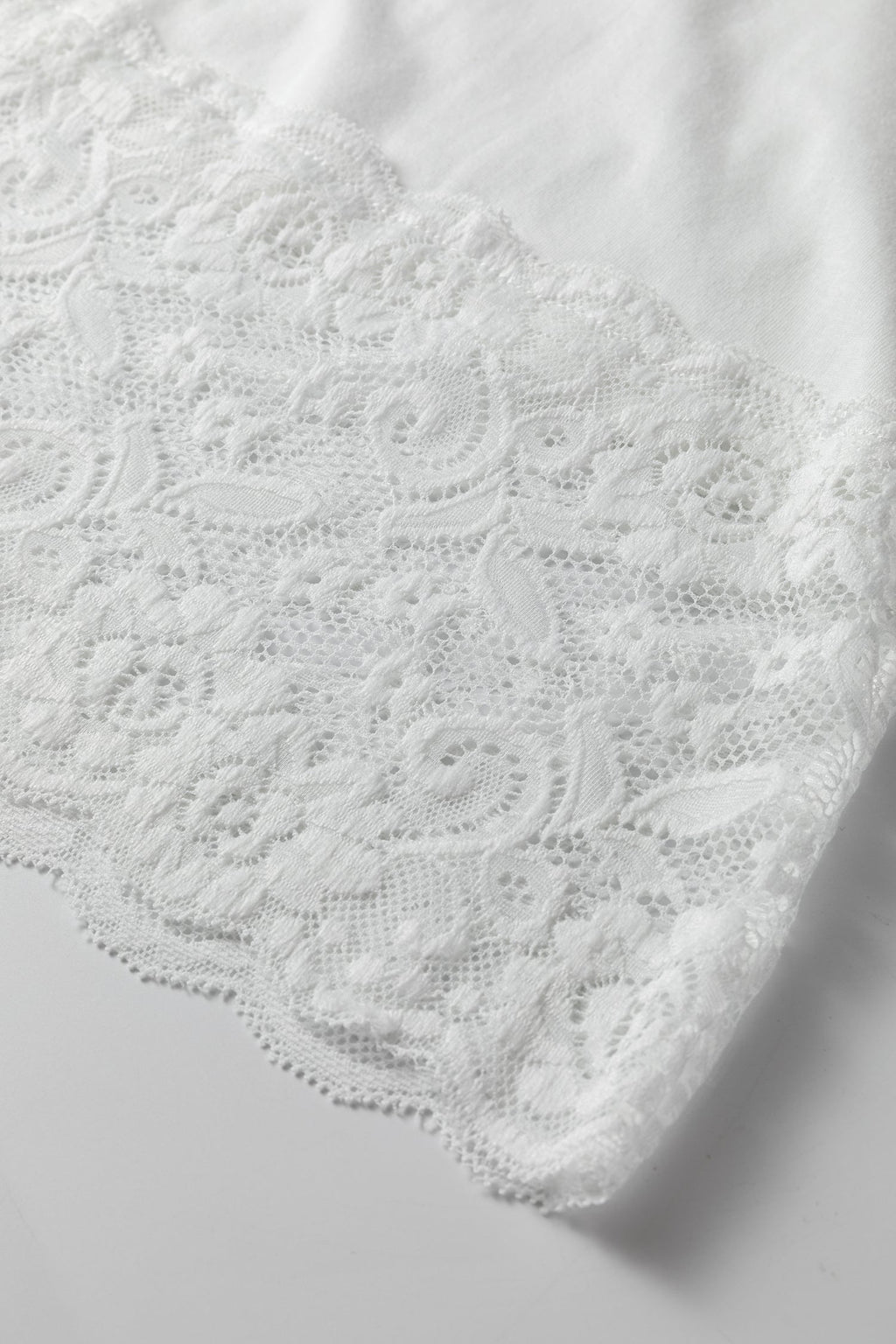 White Lace Trim V Neck Cuffed Long Sleeve Loose Top