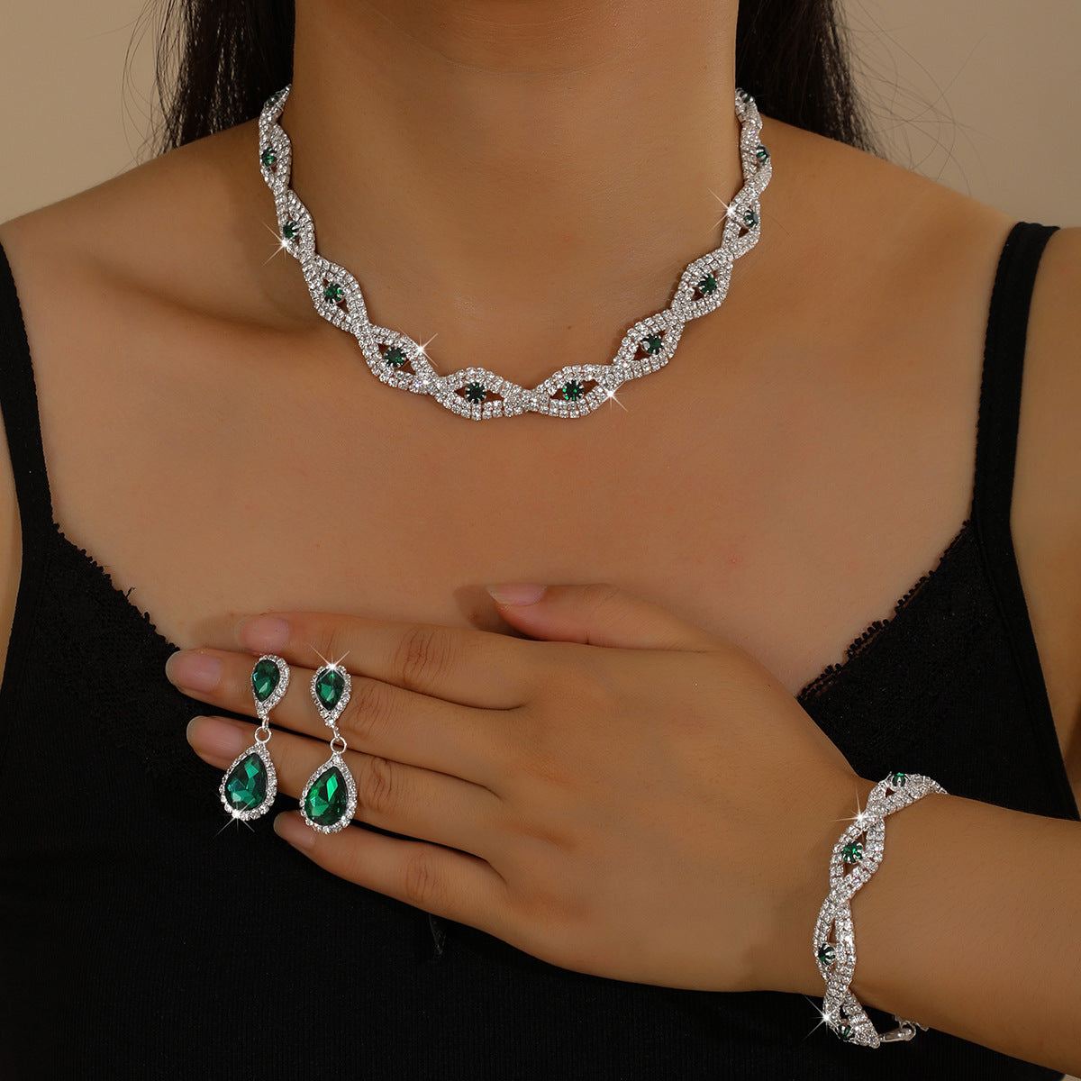Cross-Border European And American Bridal Jewelry Necklace Bracelet Earrings Set Three-Piece New Year's Eve Dinner Dress Versatile Jewelry