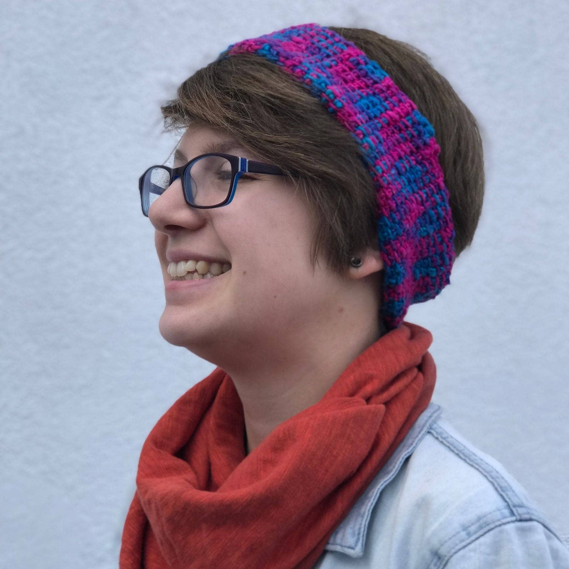 Close up of a handmade headband made using the Delicious Headband knit and Tunisian crochet pattern