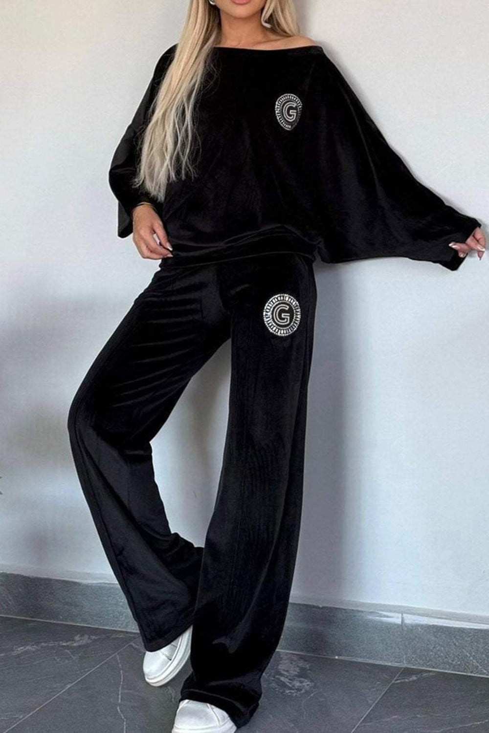 Boat Neck Velvet Loungewear Set | Long Sleeve Top & Pants