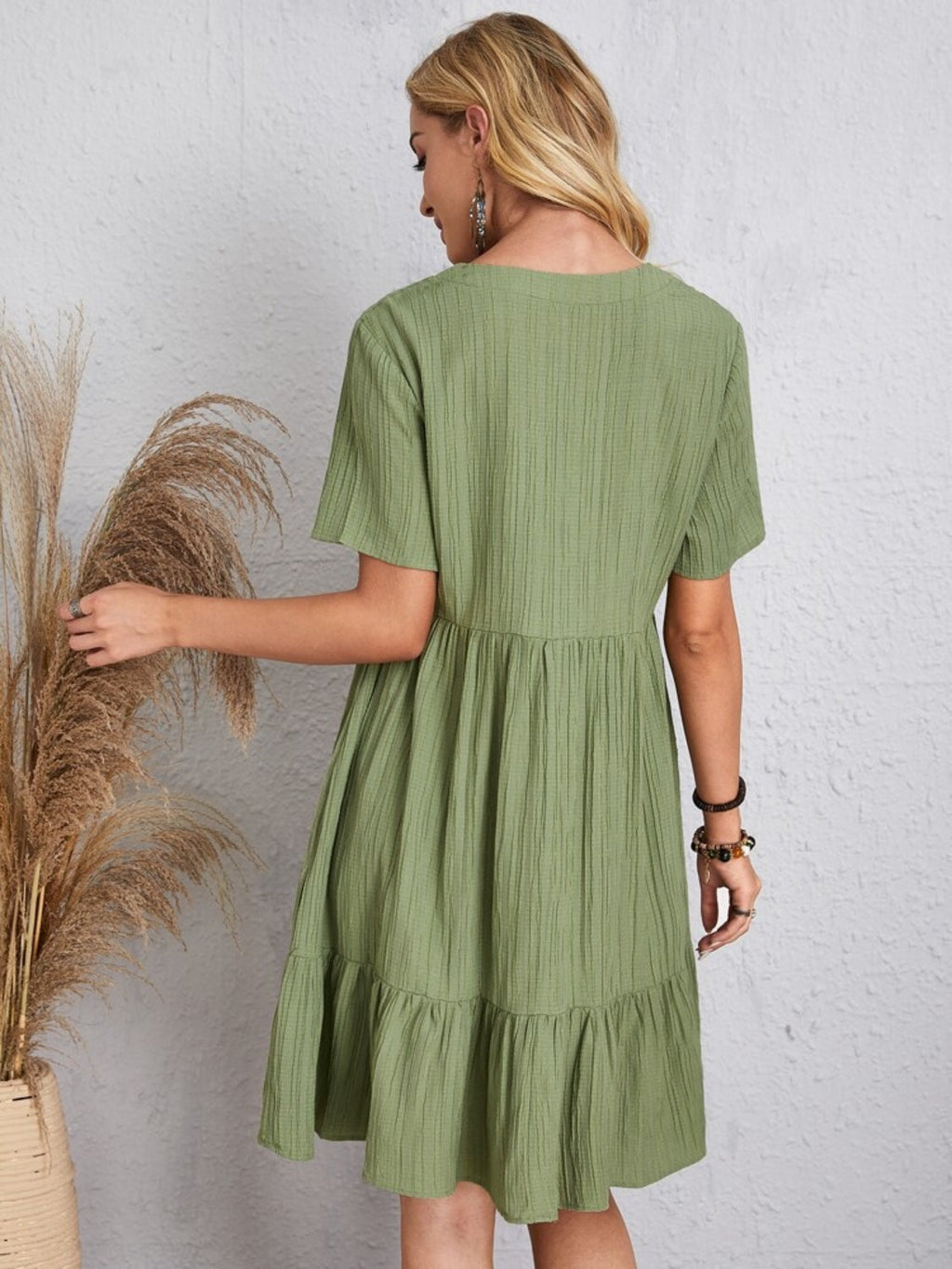 Classic V-Neck Short Sleeve Casual Midi Dress