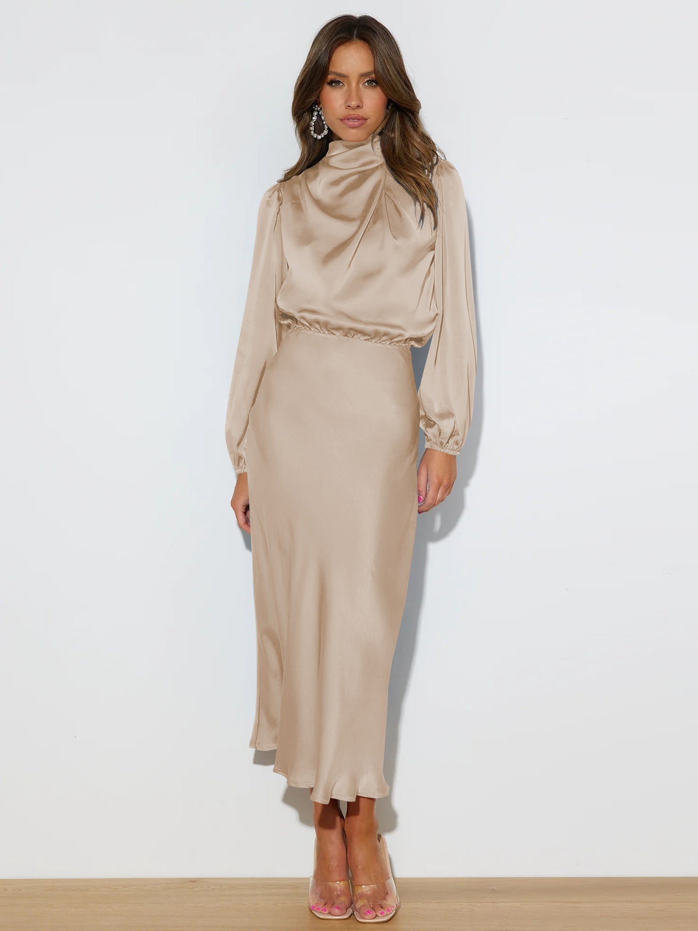 Satin Halterneck Long-Sleeved Mid-Length Evening Dress