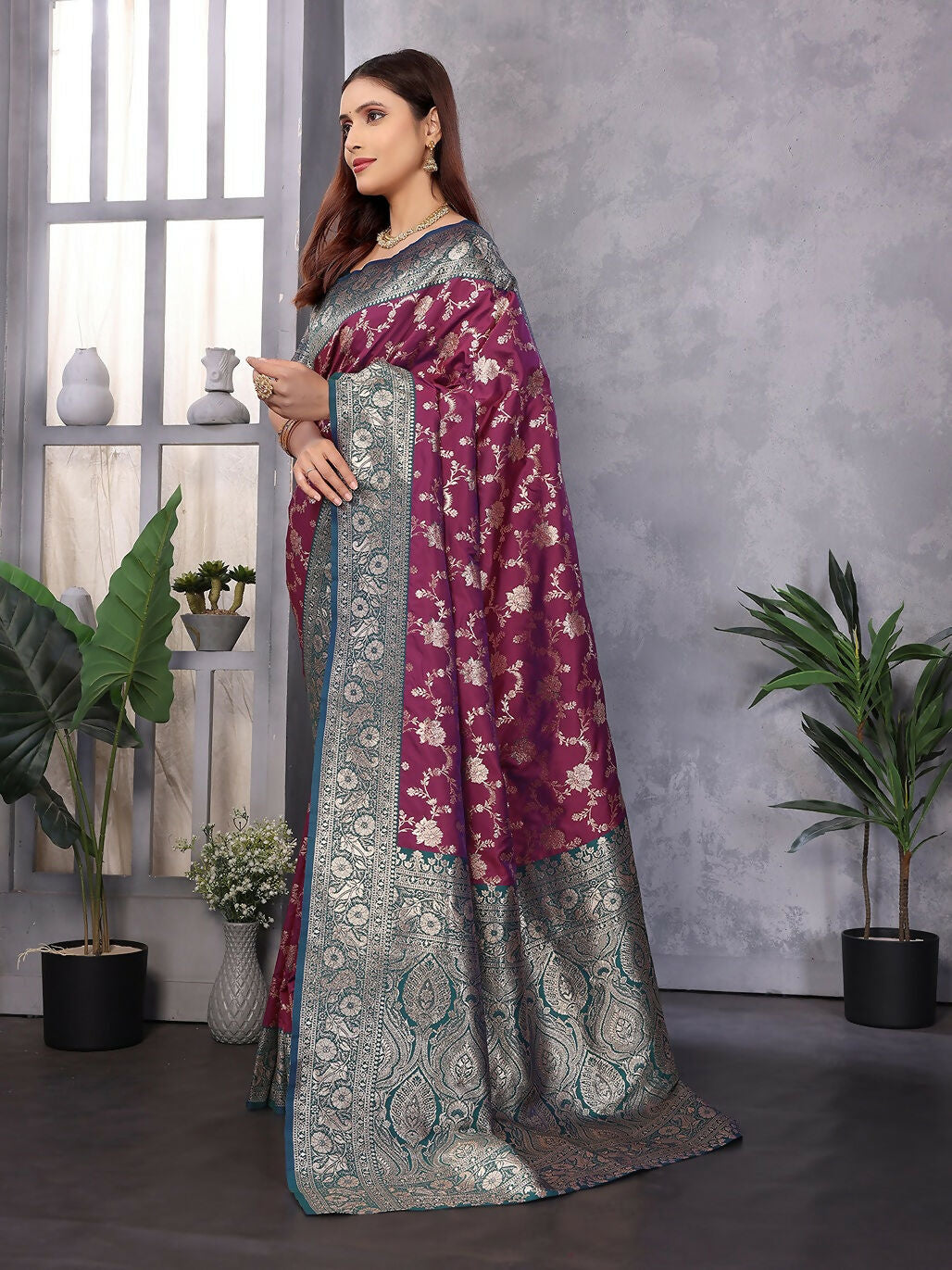 Magenta Banarasi Woven Soft Silk Saree with Blouse Piece
