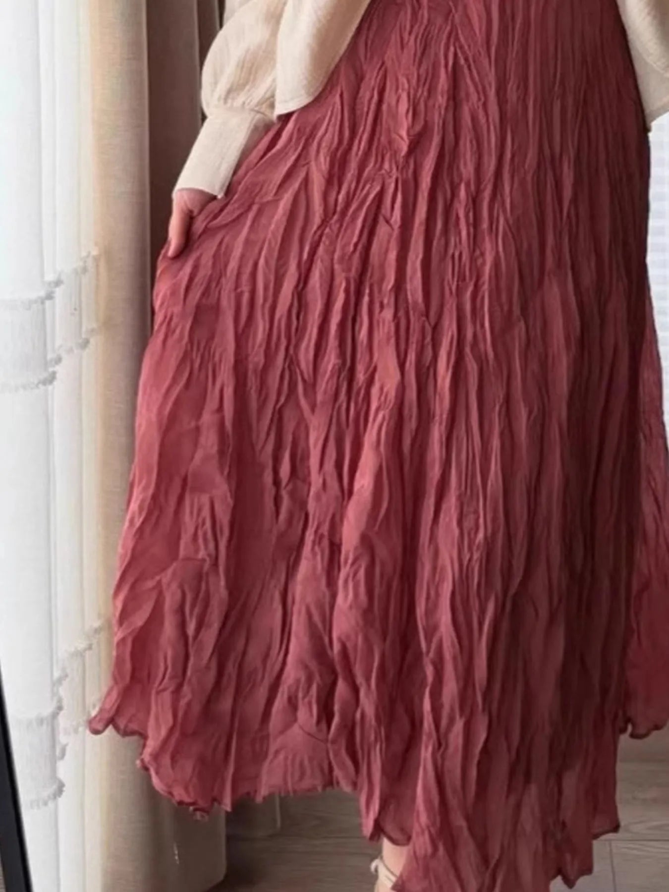 Women's Ruched Elastic Waist Midi Skirt in Dusty Rose - Image 3