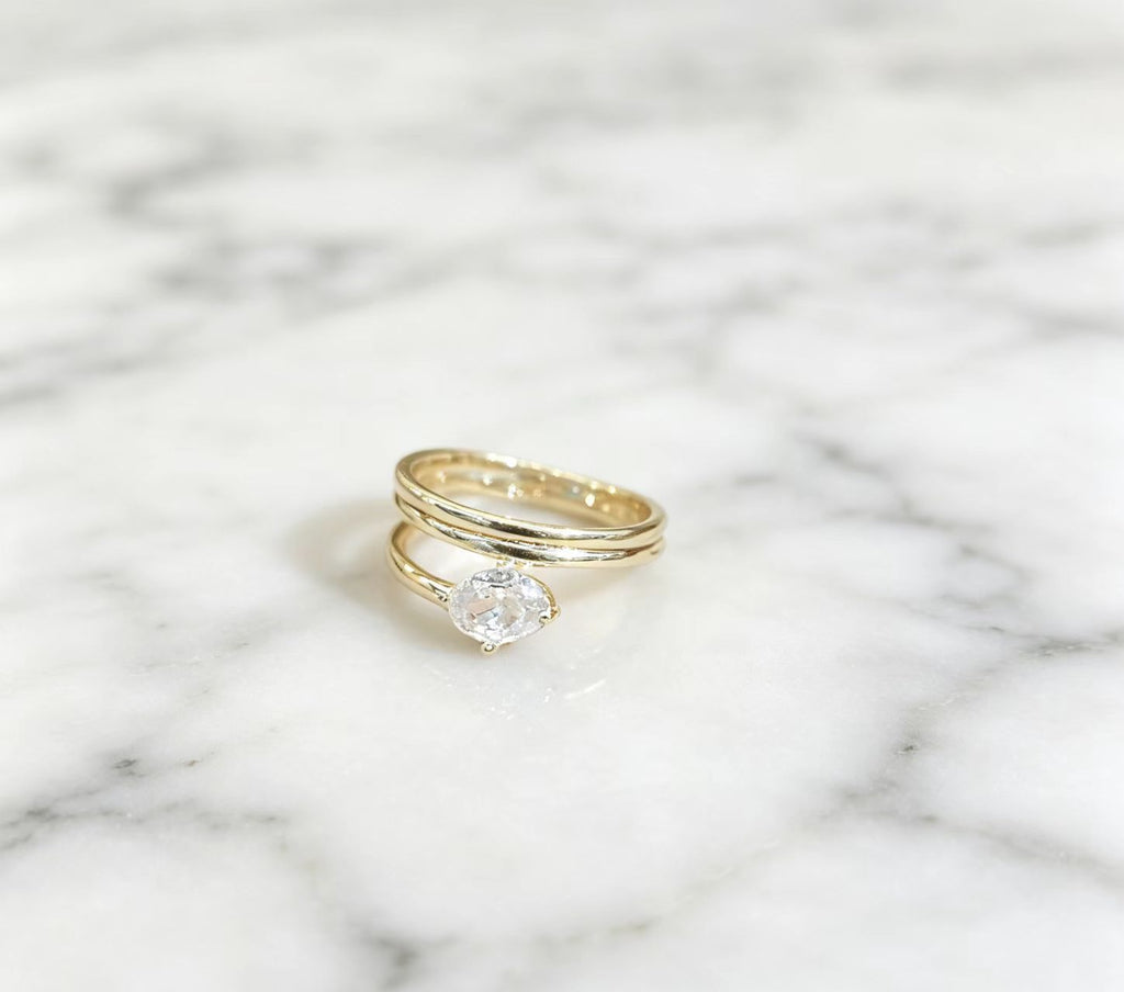 Gold Asymmetrical Zircon Geometric Ring for Women