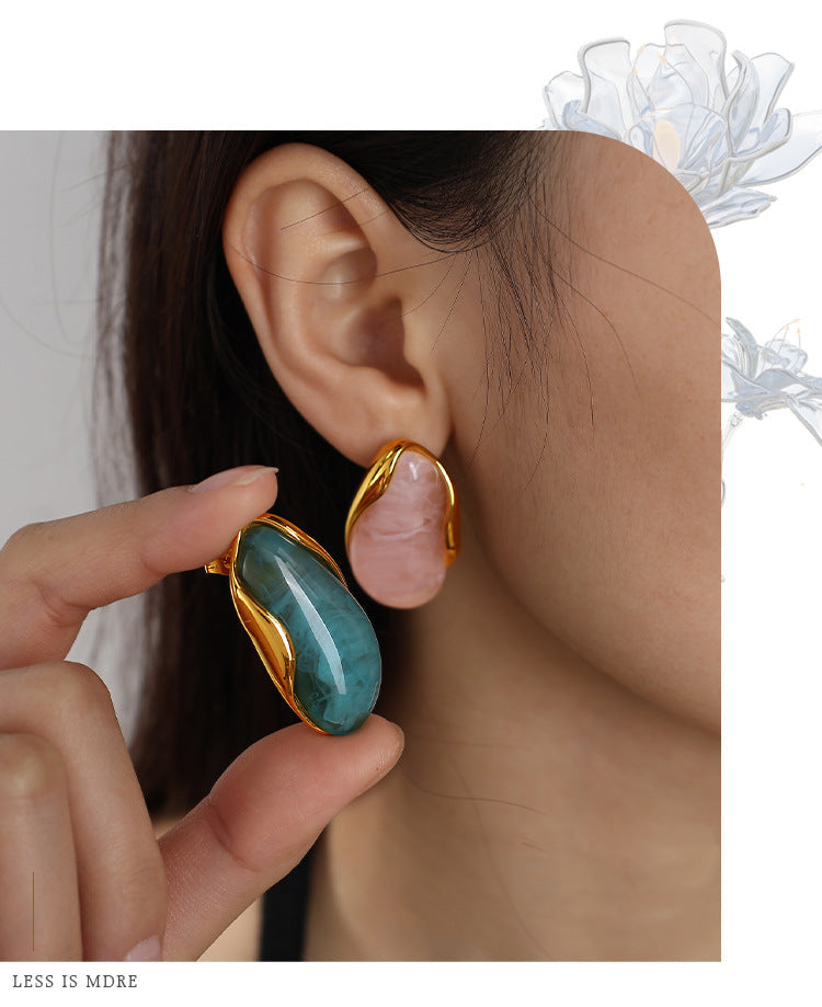 European And American Retro Irregular Amber Powder-white-blue Gradient-dyed Gold-edge Ear Ring, Non-fading, 18K Gold-plated, Exclusive Small-sized Earrings