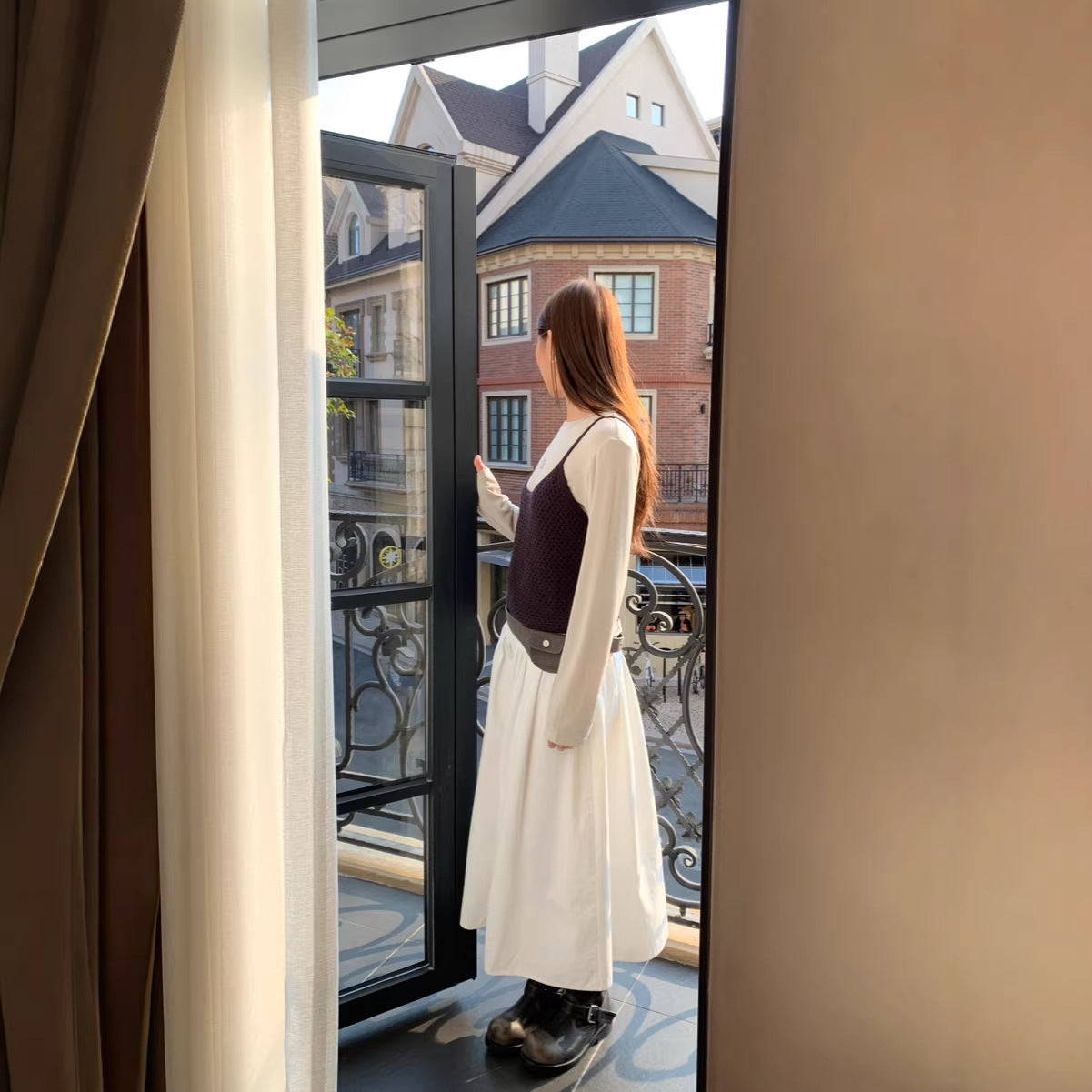 Relaxed Beige A-Line Midi Skirt with Adjustable Belt - Image 5