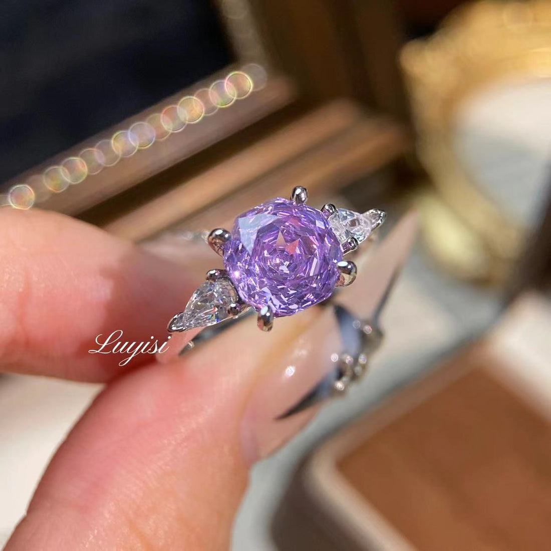 Vintage Dopamine Ring, Trendy Light Luxury Colorful Moissanite Band Ring