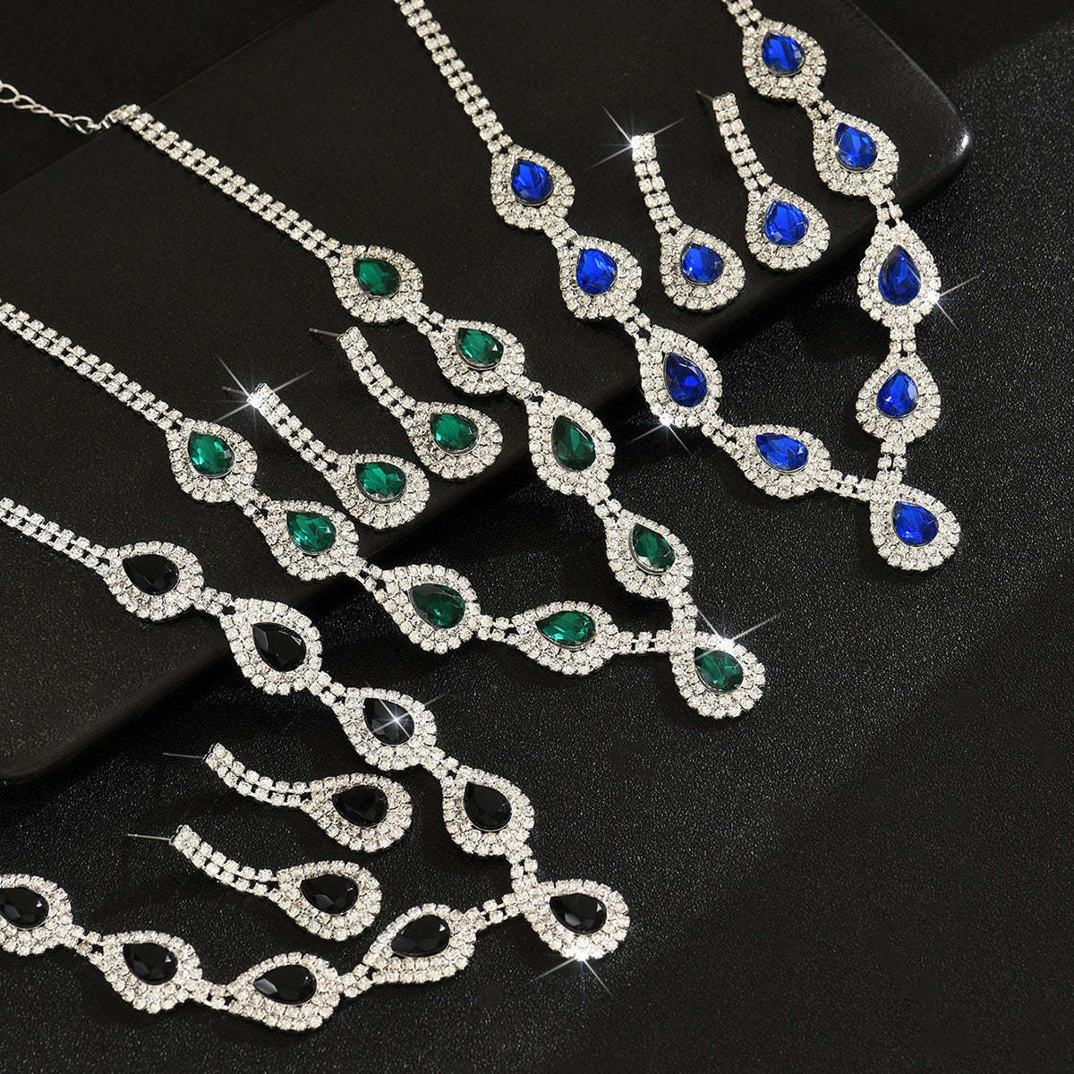 Palace Style Clear Rhinestone Jewelry Water Drop Crystal Set Necklace Earrings Fashionable Versatile Bridal Wedding Jewelry