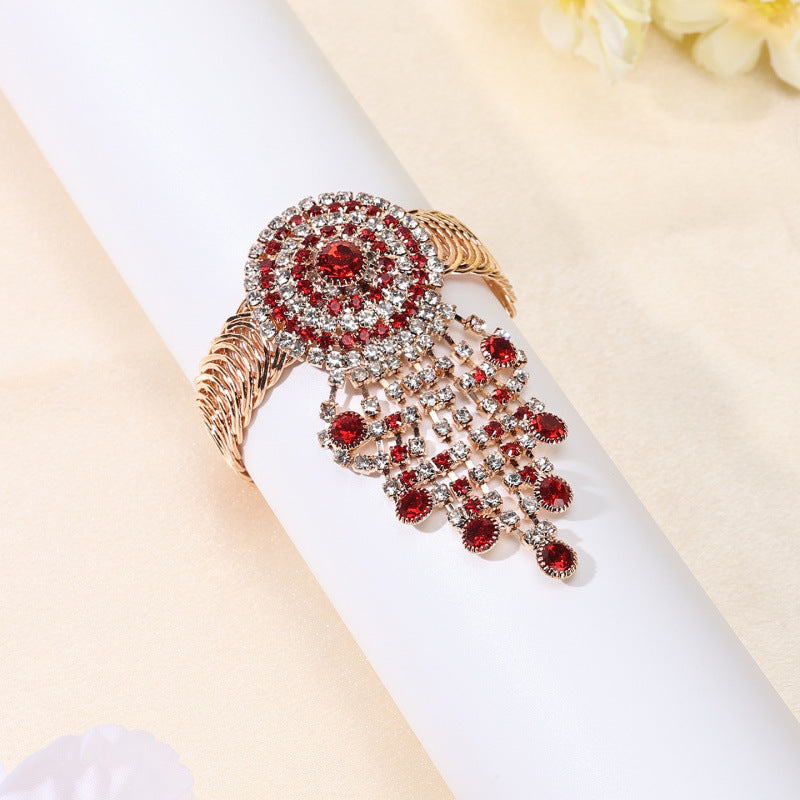 Exquisite Xinjiang Little Sheep Crystal Choker Necklace For Women