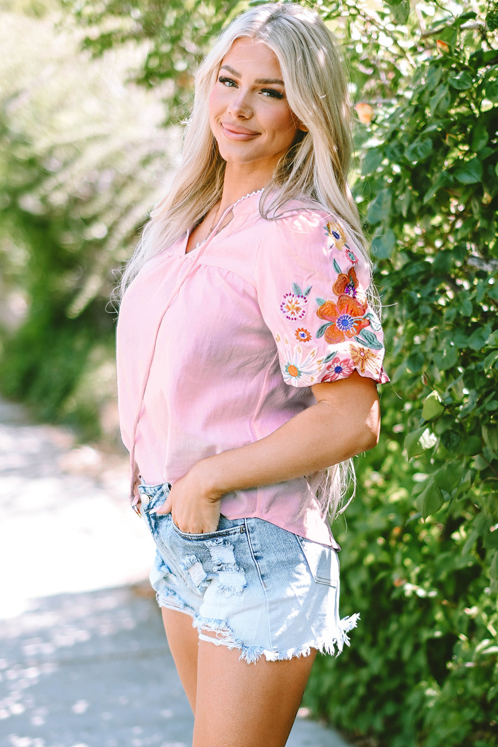 Floral Embroidered Puff Sleeve Blouse