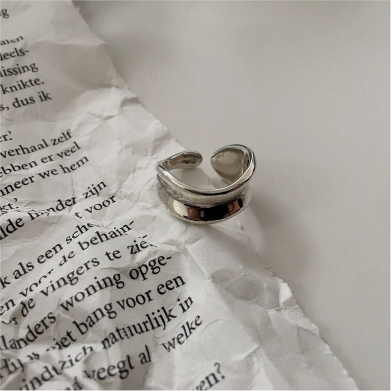 Japanese Light Luxury INS Niche Design Ring, Fashionable Retro Minimalist Open Ring For Women