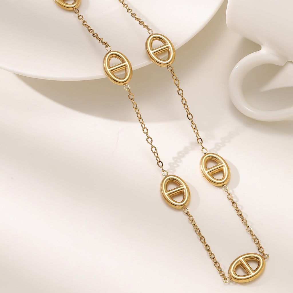 18K Gold Pig Nose Necklace and Bracelet Jewelry Set