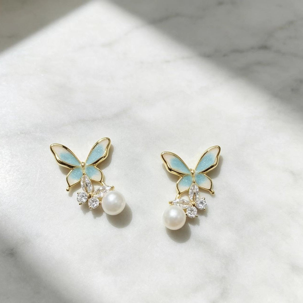 Dripping-oil Pearl Butterfly Elegant High-end Silver Needle Earrings