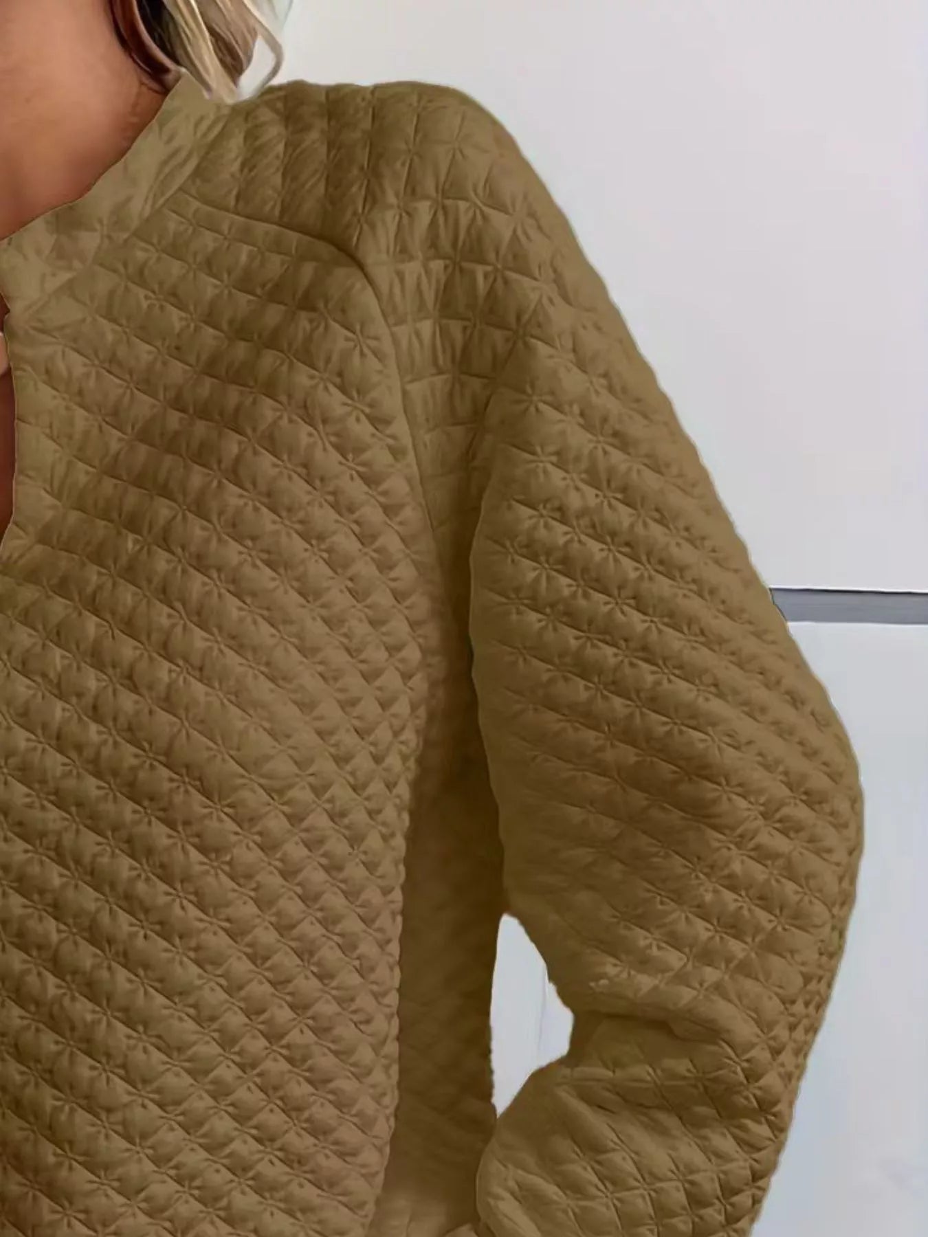 White Quilted Notched Neck Long Sleeve Sweatshirt - Image 16