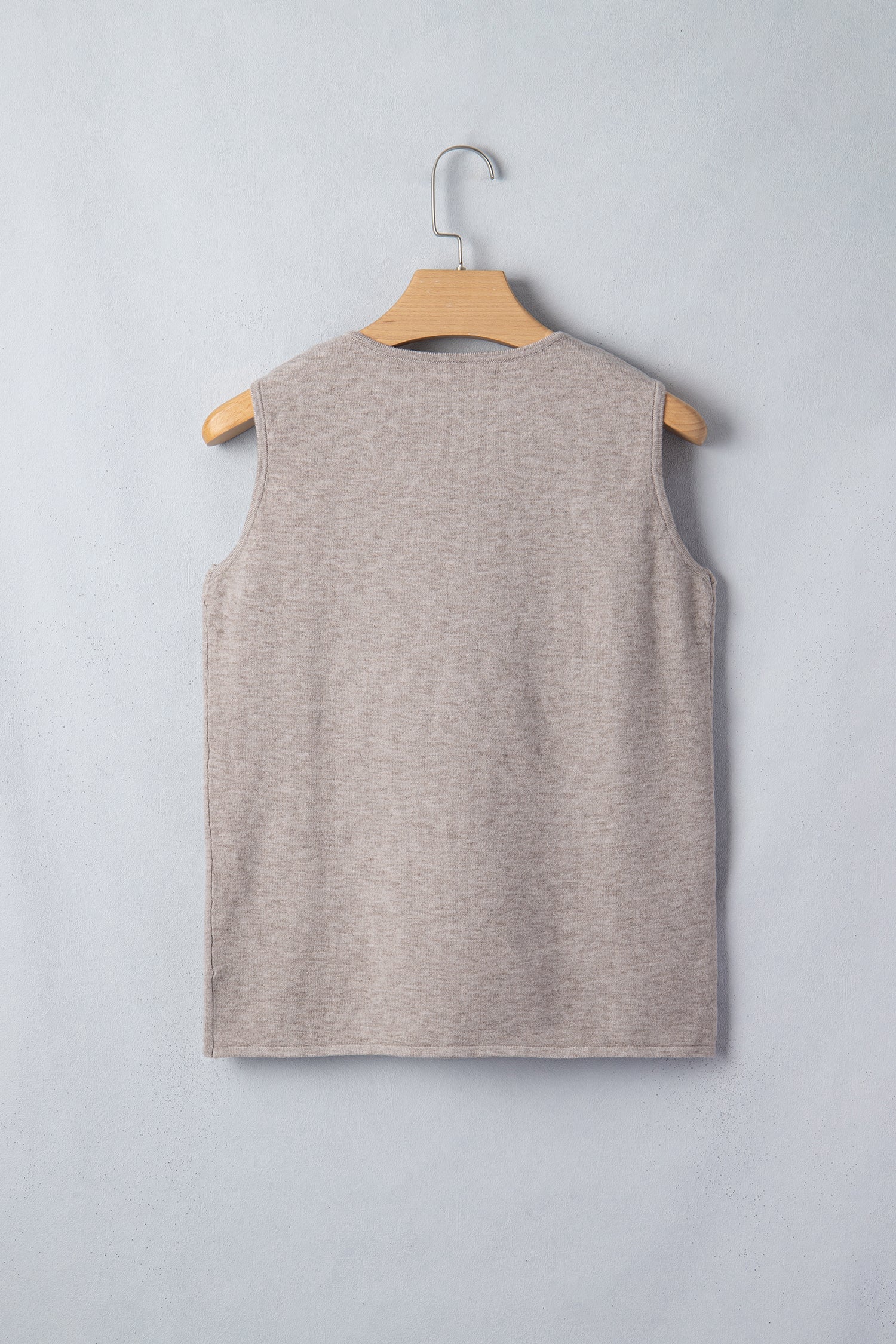 Beige Starfish Detail V-Neck Sweater Knit Tank Top - Image 4