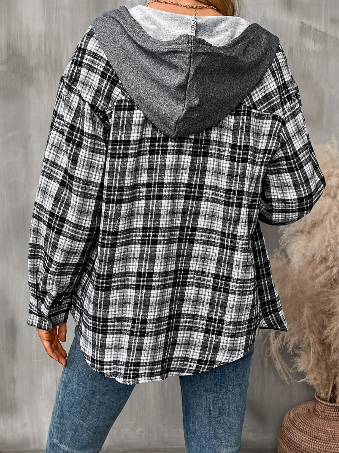 Women's Plaid Long Sleeve Hooded Jacket Casual Button Down Shirt - Image 7