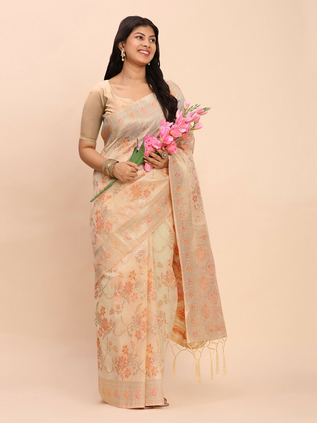Off White Linen Cotton Saree with Matching Blouse Piece