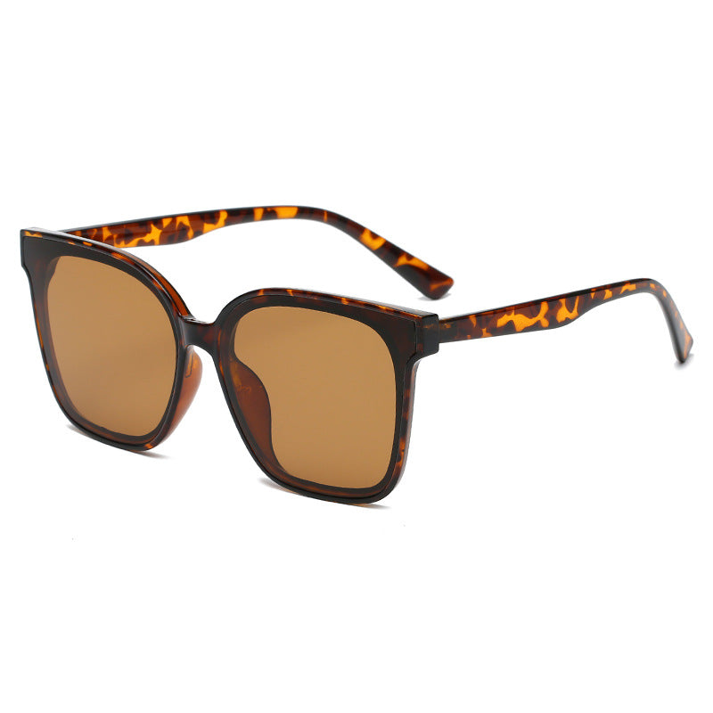 Retro INS Style Sunglasses – Minimalist Everyday Fashion Shades