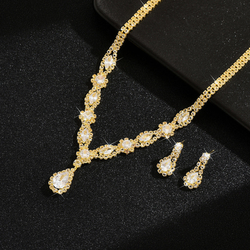 Women 2 Pcs French Style Light Luxury Bridal Jewelry Set,Teardrop Pendant Cubic Zirconia Necklace And Earrings,Fashion Costume Accessories For Wedding Party Occasion