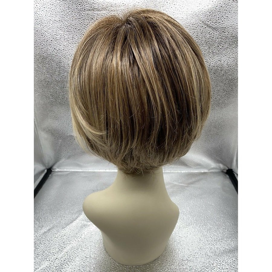 Easy Does It Short Wedge Wig