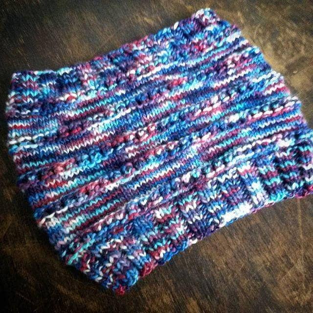 Easy Merino Wool Cowl Knitting Pattern for Beginners and Pros
