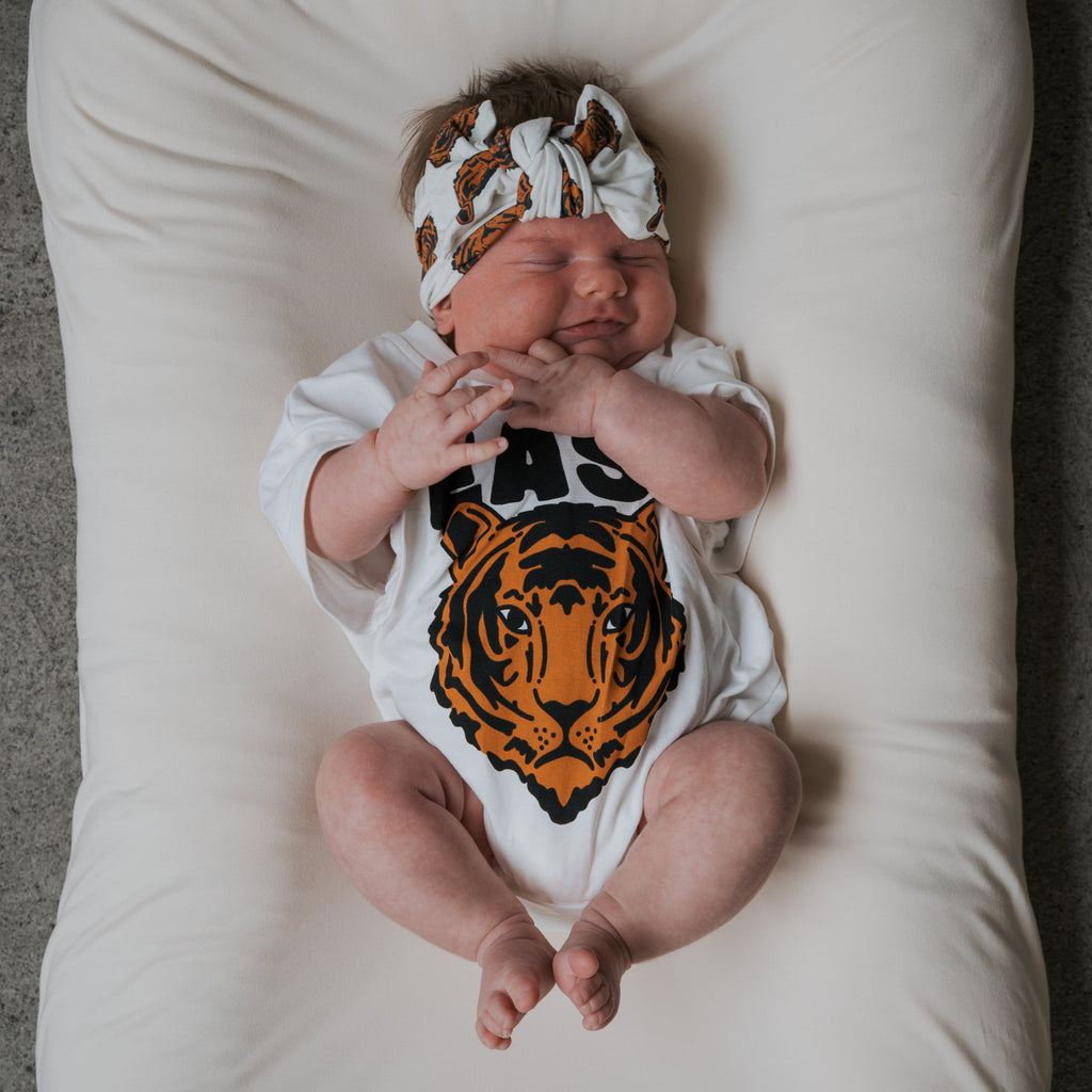 Unisex Short Sleeve Romper for Babies in White, Orange, Black