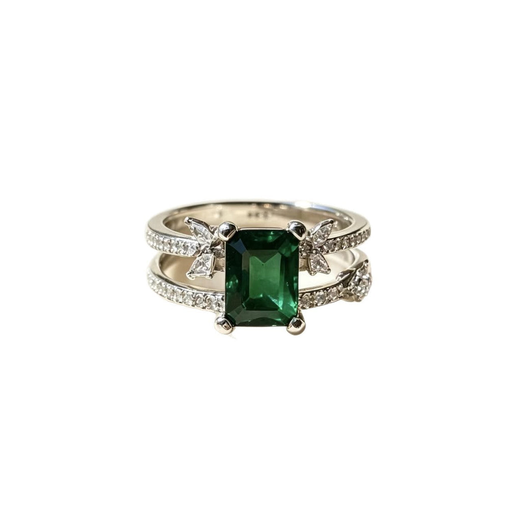 Square-cut Princess Four-prong Womens Simple And Stylish Diamond Ring