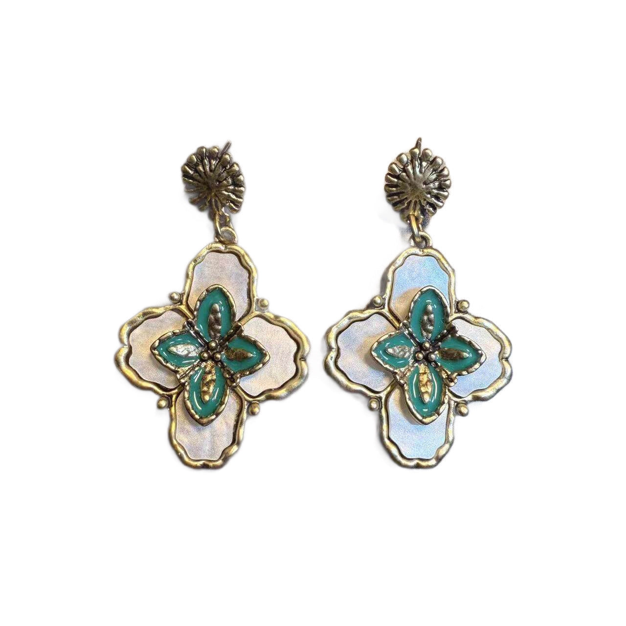 Retro Four Leaf Clover Dangle Stud Earrings For Women, Light Luxury High Sense French Style Flower Earrings, Elegant Clip On Earrings