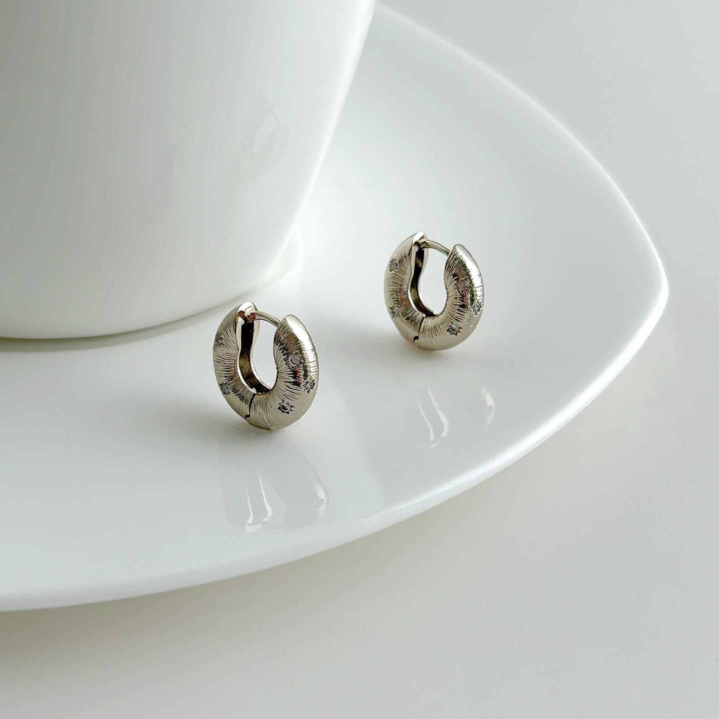 Circle Line Ear Clips Earrings For Women