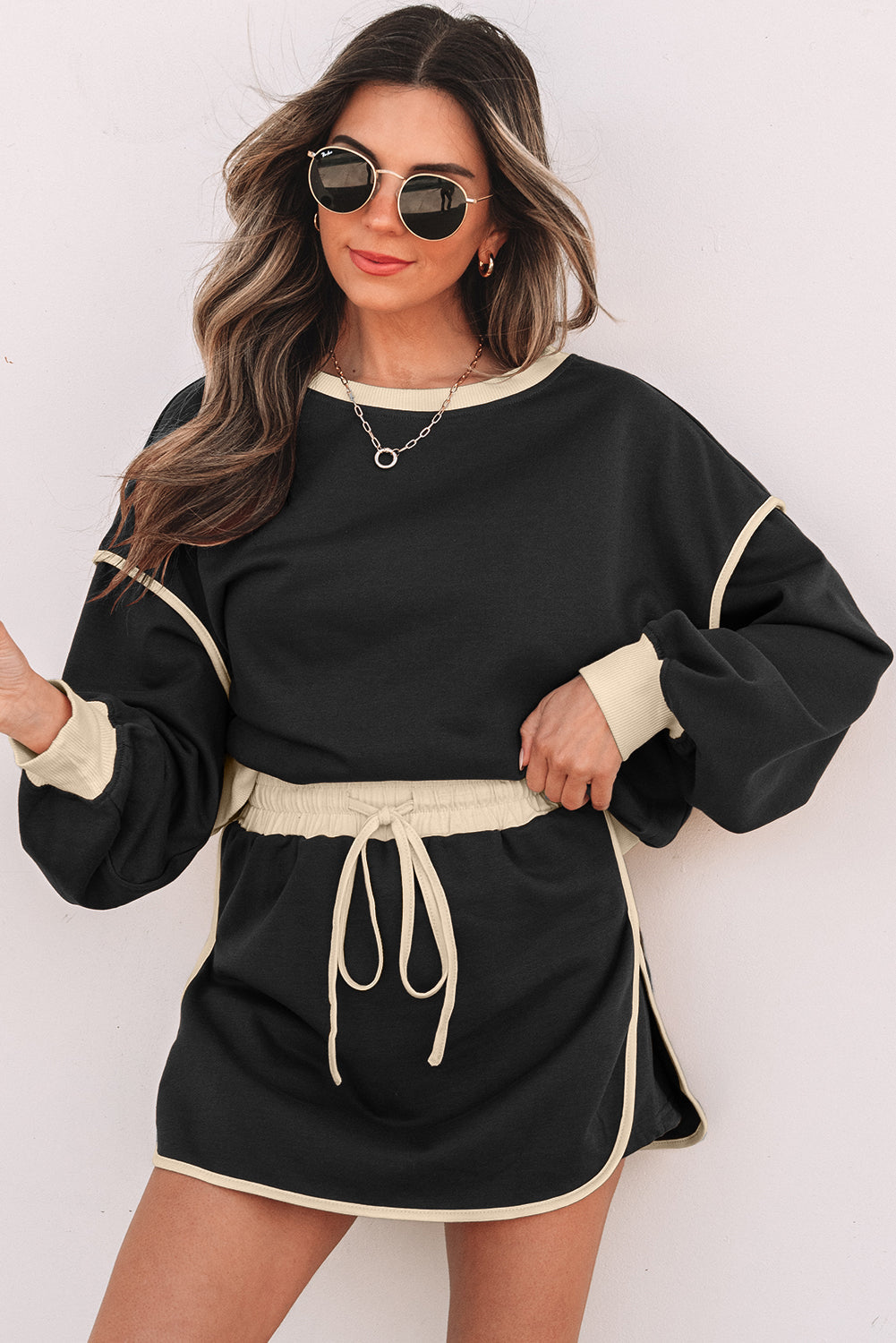 Violeta Loose Pullover and Lace-up Waist Skort Set