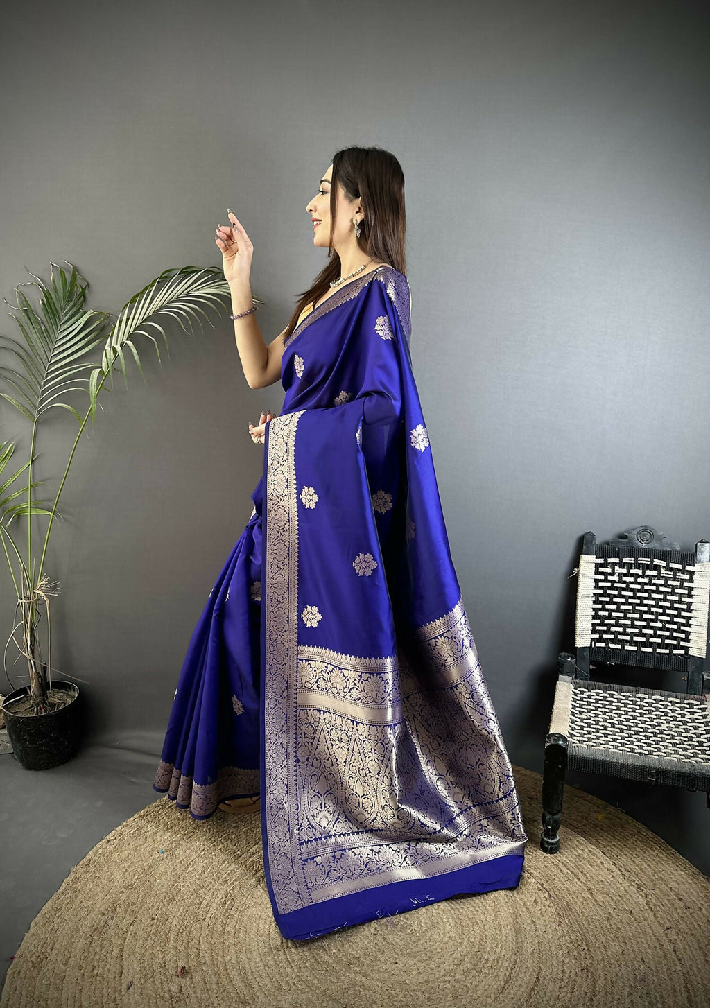 Royal Blue Floral Jacquard Banarasi Cotton Silk Saree