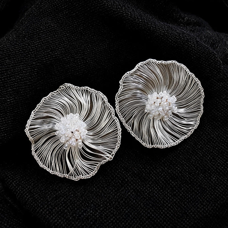 Women Woven Flower Round Stud Earrings,Artistic Atmosphere Light Luxury Elegant Versatile Fashion Dangle Earrings For Daily Occasion