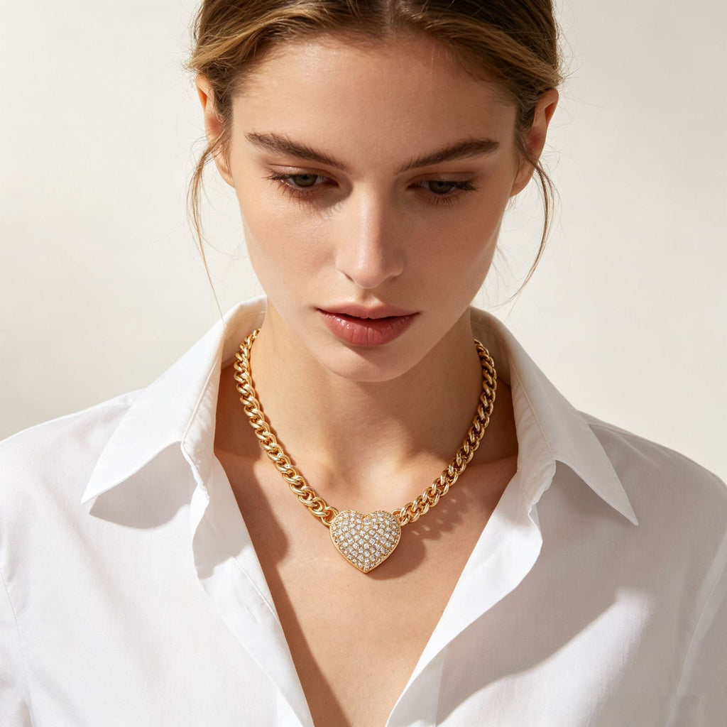 Link Necklace For Women With Inlaid Zircon Heart Pendant, Copper Material, Fashion Light Luxury Clavicle Chain, Trendy Valentine's Day Jewelry