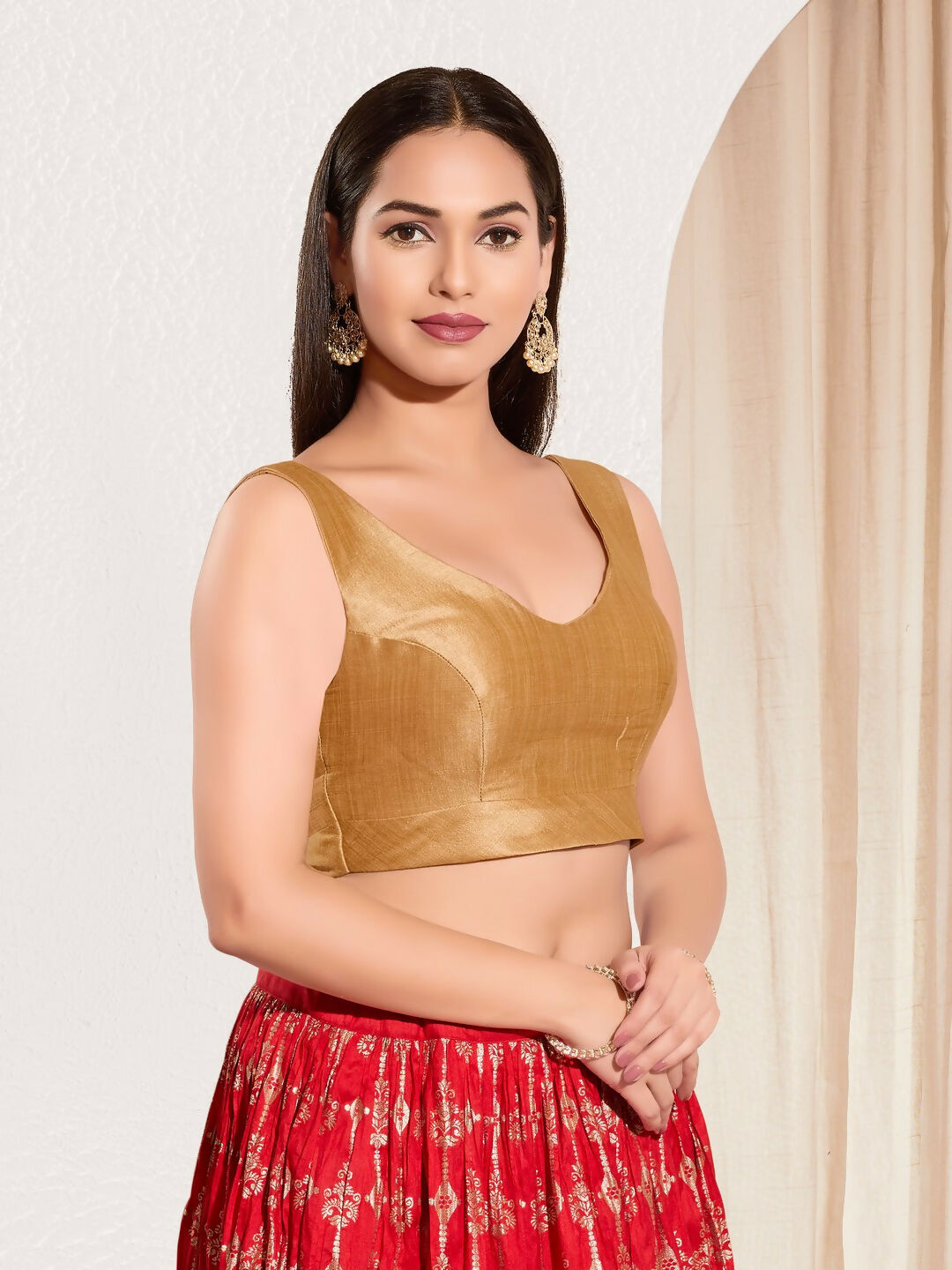 Gold Mulberry Silk Sleeveless Padded Blouse with Round Neck