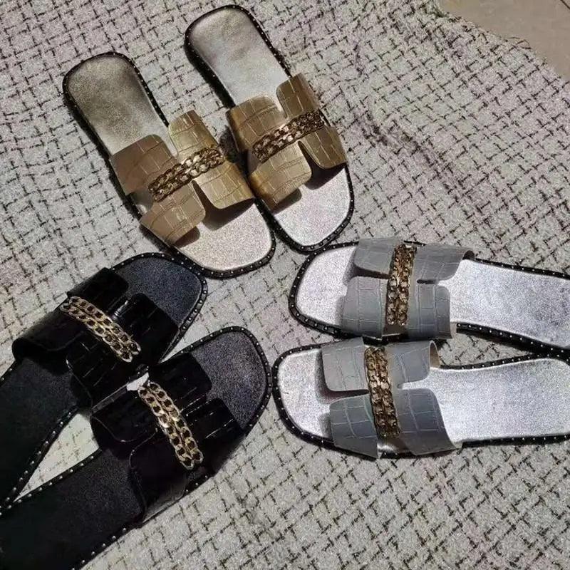 Elegant Black Chain Detail Women Flat Summer Sandals