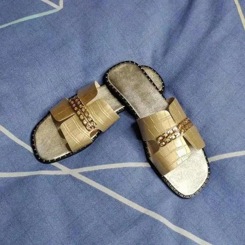 Elegant Black Chain Detail Women Flat Summer Sandals