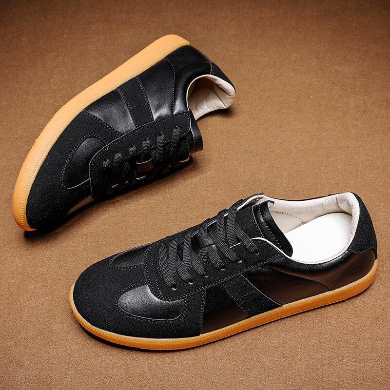 Retro Leather Men's Lightweight Casual Walking Sneakers
