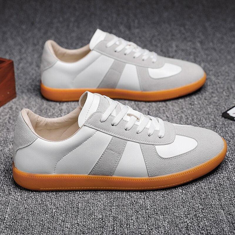 Retro Leather Men's Lightweight Casual Walking Sneakers