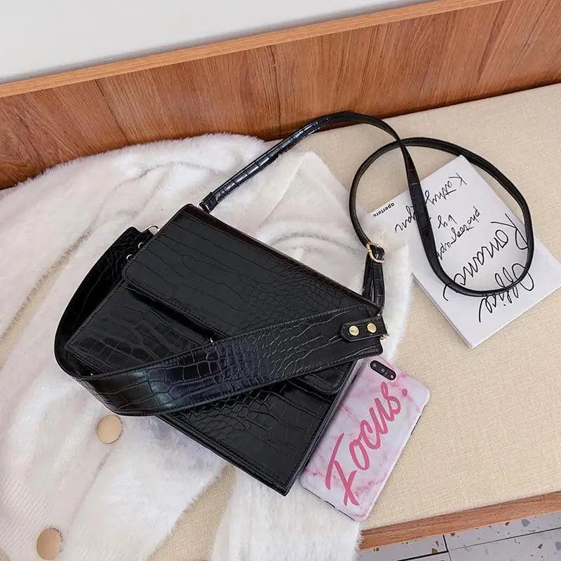 Elegant Modern Girls Messenger Bag with Chain Strap Details