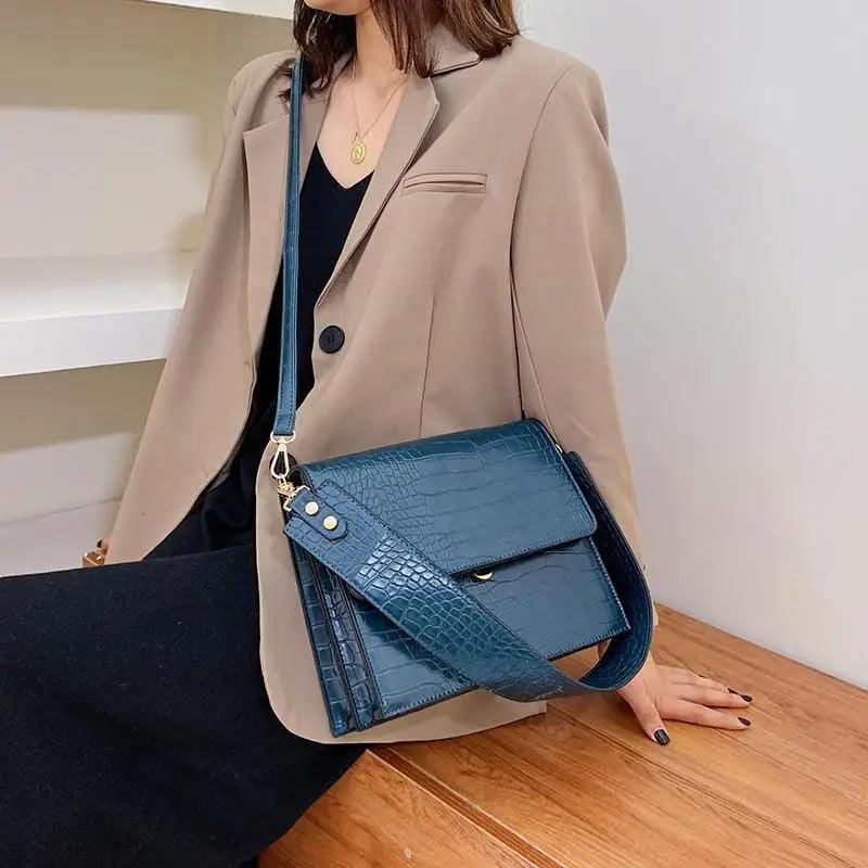 Elegant Modern Girls Messenger Bag with Chain Strap Details