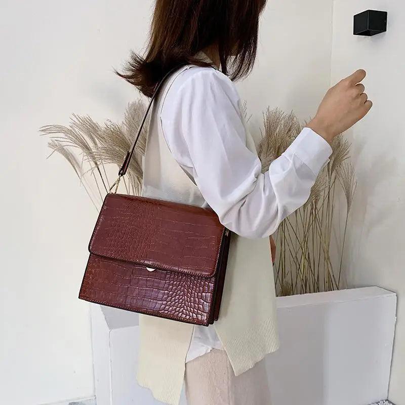 Elegant Modern Girls Messenger Bag with Chain Strap Details