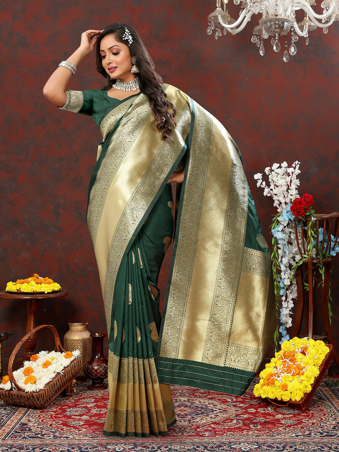 Green Soft Silk Saree with Elegant Gold Zari Weaving Design