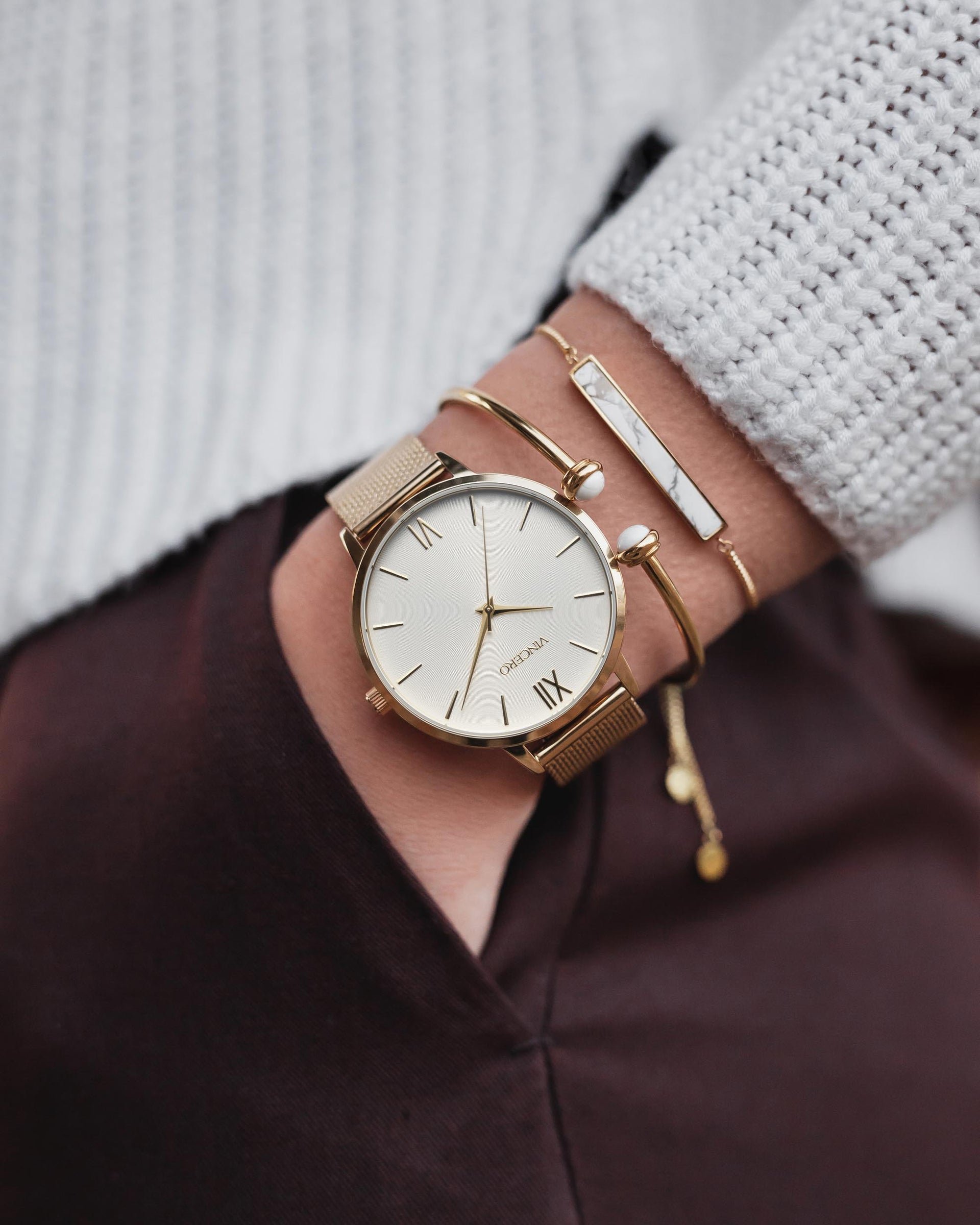 Eros Mesh Gold and Satin Minimalist Analog Wrist Watch
