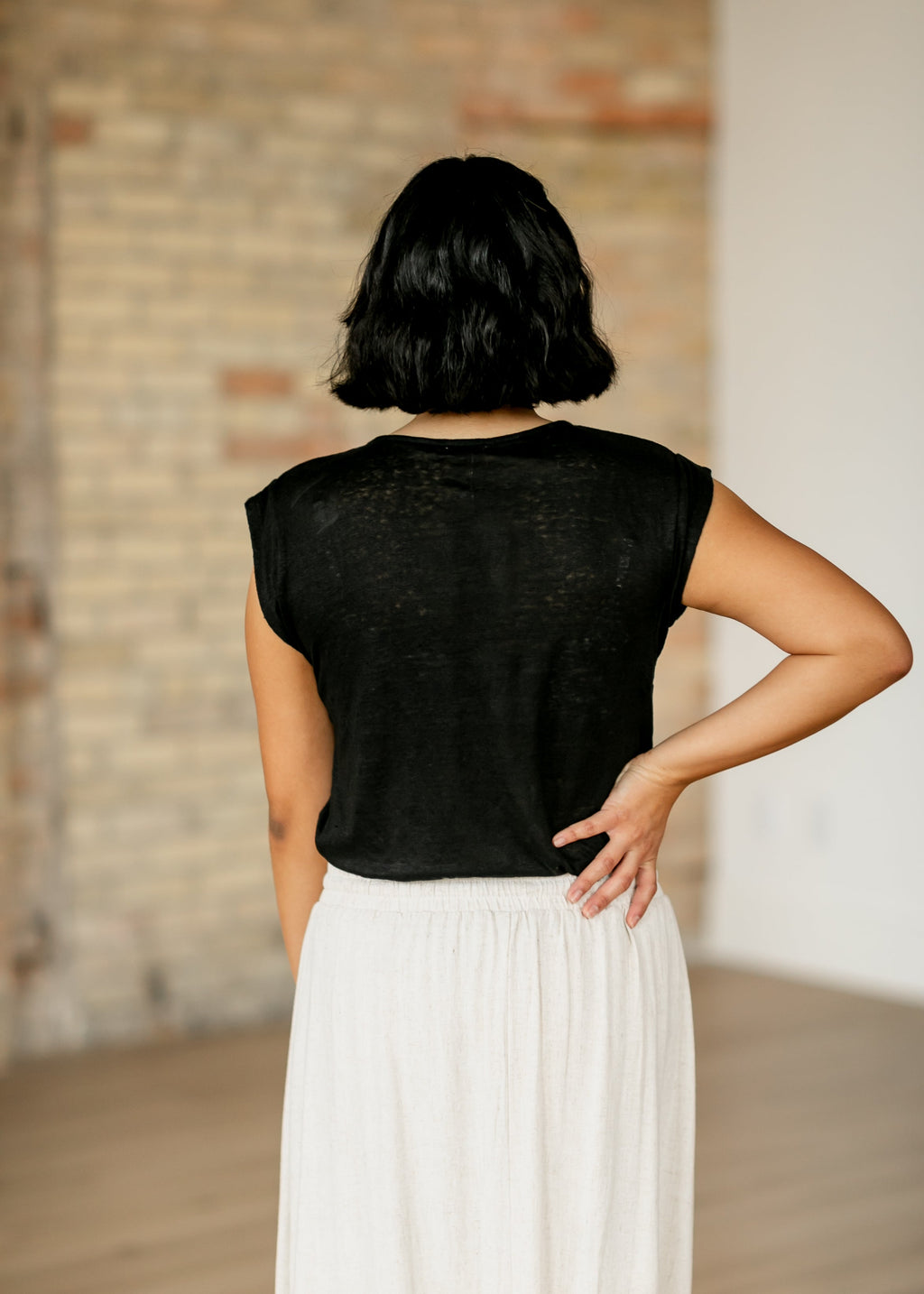 Essential Slub Cotton Cap Sleeve Top in Black